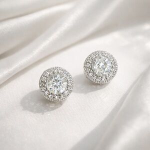 NWOT Halo Stud Earrings